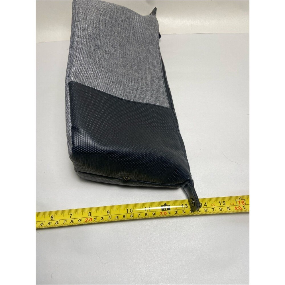 Axe Two-Tone Gray and Black shave Bag - Picture 8 of 8